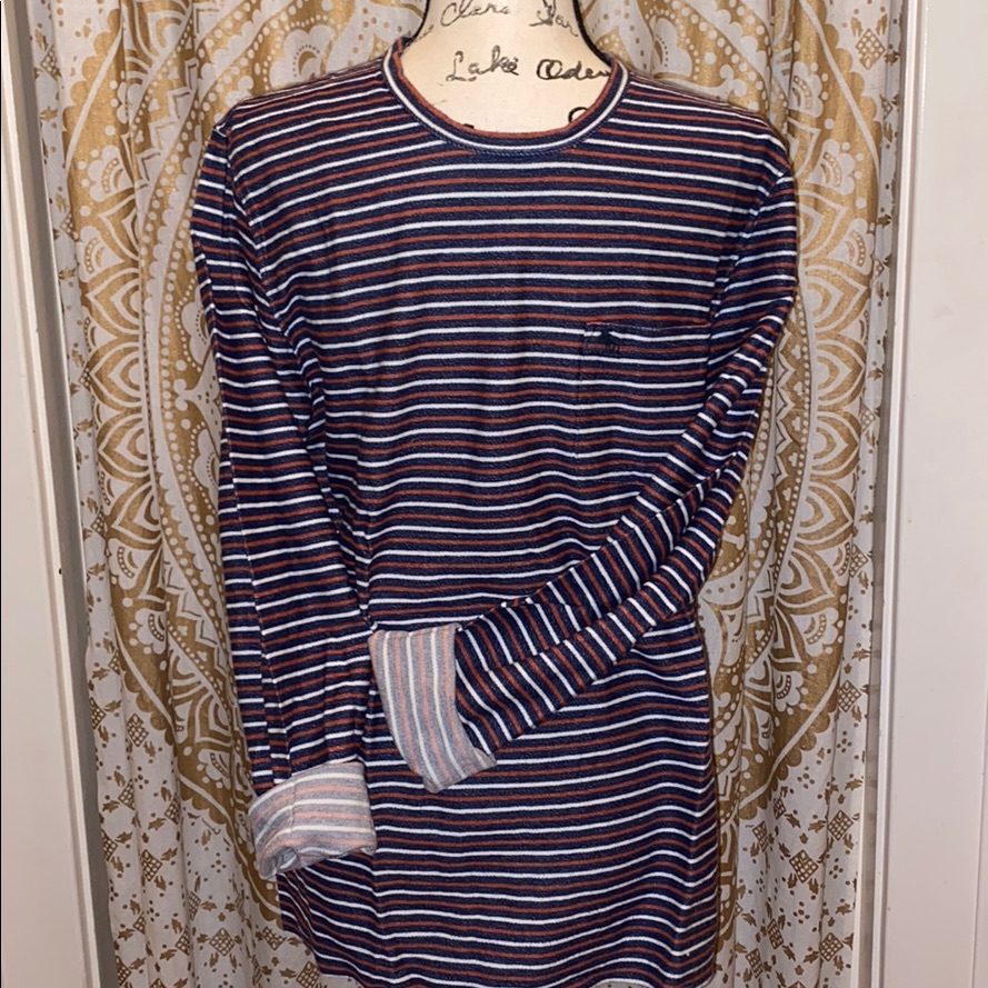 A&F Muscle Fit Long Sleeve
